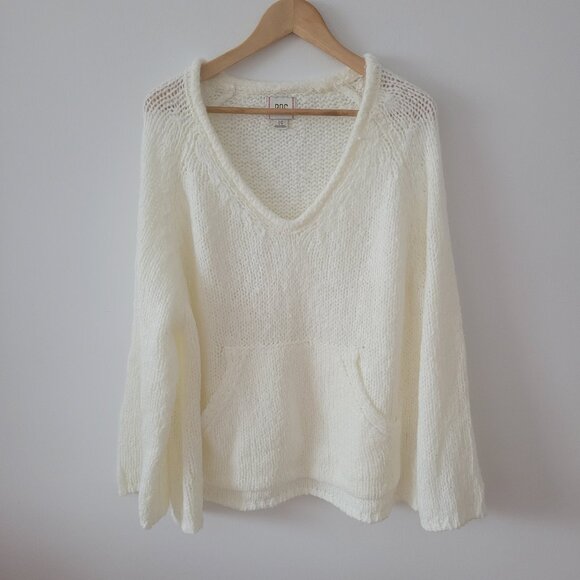 BDG (Urban Outfitters) White Knit V-Neck Sweater with Pouch-Large - Picture 1 of 6